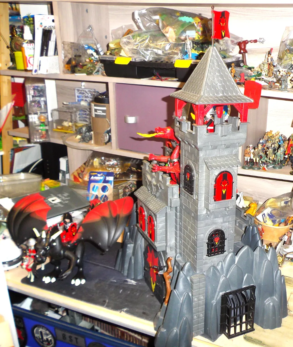 Rare: Lot Playmobil " Le château du Dragon + armée + grand dragon "- guerriers vue 6