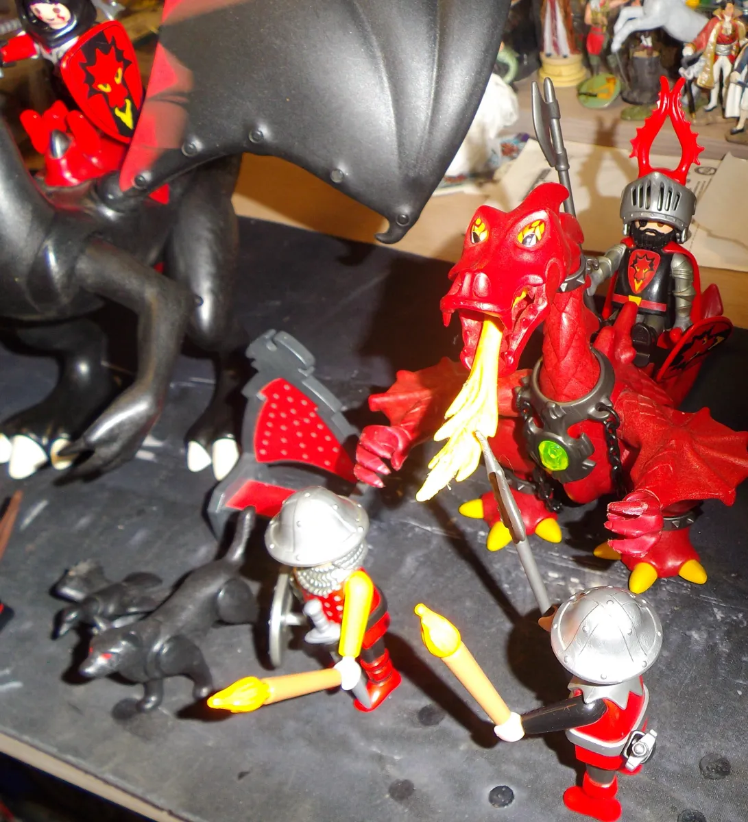 Rare: Lot Playmobil " Le château du Dragon + armée + grand dragon "- guerriers vue 13